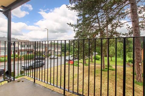 385 Long Chaulden, Hemel Hempstead, HP1 2NT