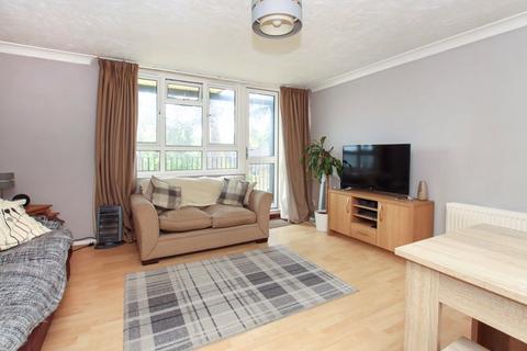 385 Long Chaulden, Hemel Hempstead, HP1 2NT