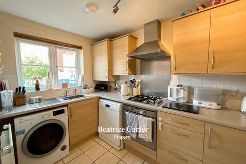 2 bedroom end of terrace house for sale, Fennel Drive, Bury St. Edmunds IP28