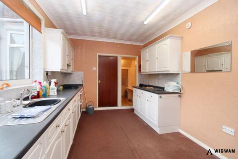 3 bedroom end of terrace house for sale, Southcoates Avenue, Hull, HU9