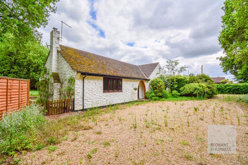 Buxton Road, Norwich NR12 4 bed detached bungalow for sale £600,000