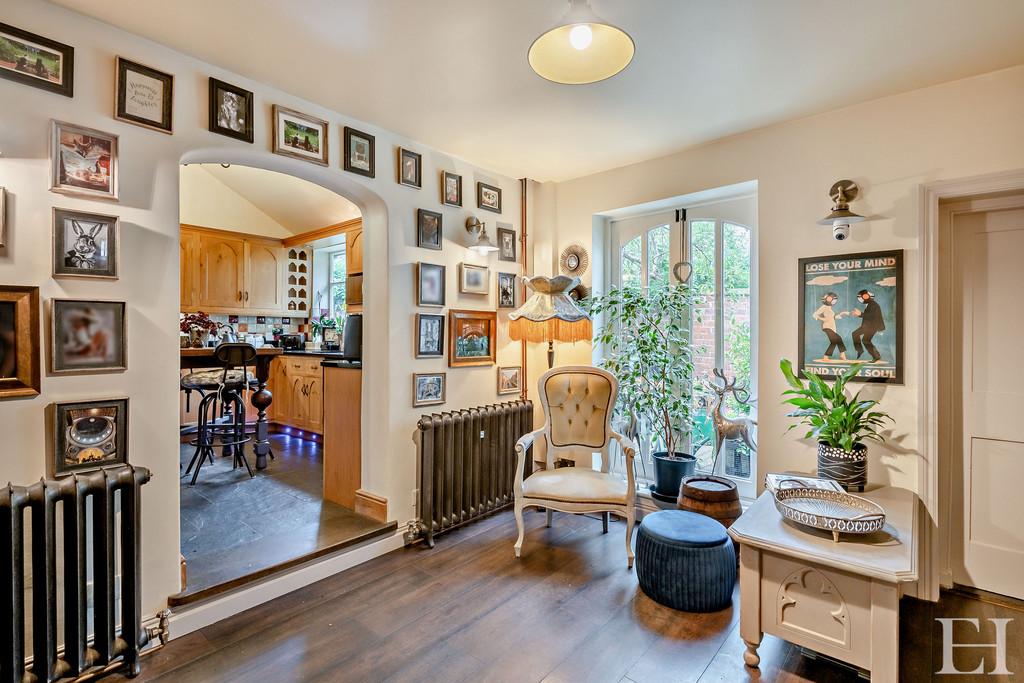 8598428-interior WM08-800