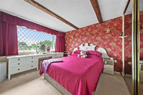 12 Nursery Garth, Wetherby, LS22 6TP