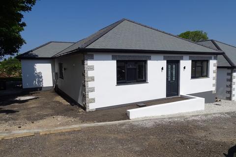 3 bedroom bungalow for sale, Carn Brea Village, Redruth - Stunning 'new build' bungalow