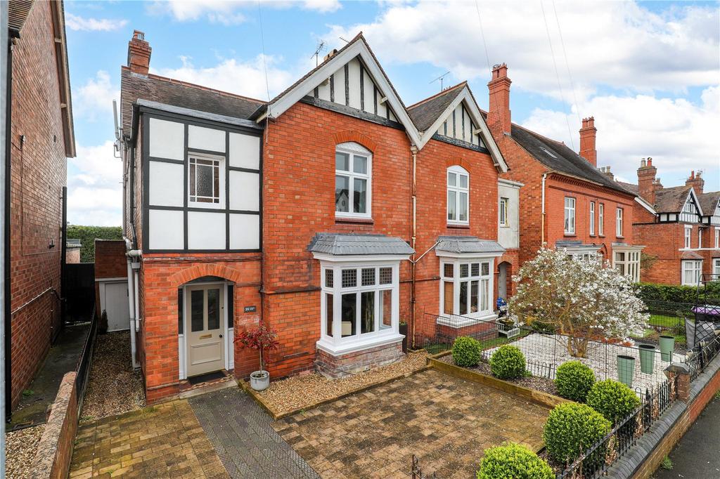 35 Victoria Road, Bridgnorth, Shropshire 4 bed semidetached house for