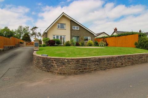 4 bedroom detached house for sale, Monmouth Road, Usk