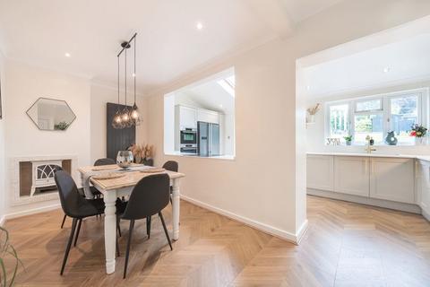 282 Chipstead Valley Road, Coulsdon, CR5 3BE