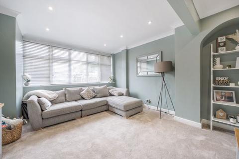 282 Chipstead Valley Road, Coulsdon, CR5 3BE