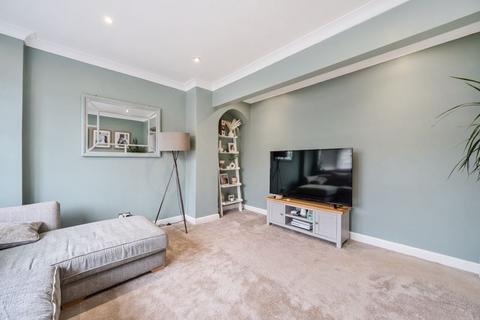 282 Chipstead Valley Road, Coulsdon, CR5 3BE