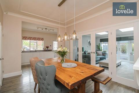 37 Grimsby Road, Waltham, Grimsby, DN37 0PS