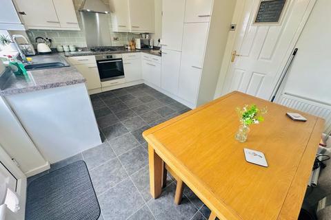 3 bedroom end of terrace house for sale, Windmill Street, Upper Gornal DY3