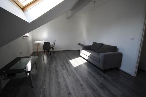2 bedroom flat to rent, 359 Tong Street, Bradford,