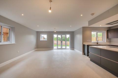 5 bedroom detached house for sale, Woolnough Road, Woodbridge