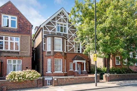 3 bedroom apartment for sale, Finchley Road, London, NW3