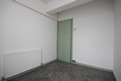 6 bedroom maisonette to rent, Bordars Walk, Ealing, London, W7 1JB