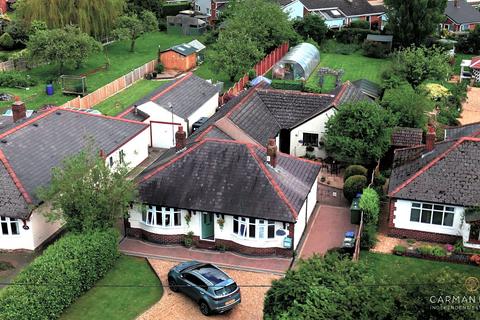 5 bedroom detached bungalow for sale, Croeshowell Lane, Rossett, LL12