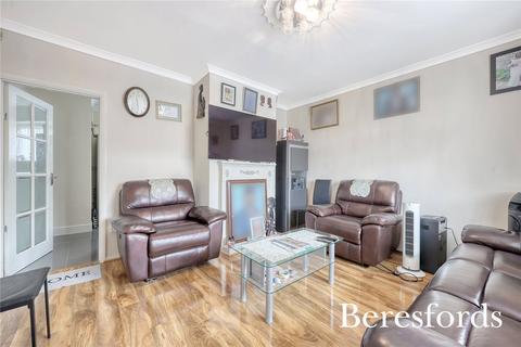 3 bedroom terraced house for sale, Annalee Road, South Ockendon, RM15