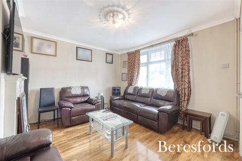 70 Annalee Road, South Ockendon, RM15 5BZ