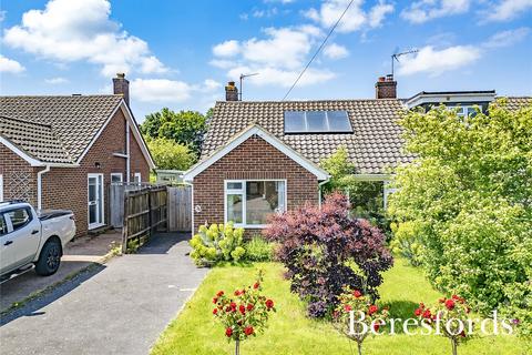 2 bedroom bungalow for sale, Mayfield Road, Writtle, CM1
