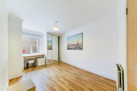 2 bedroom flat to rent, Horseferry Road, Limehouse, London, E14