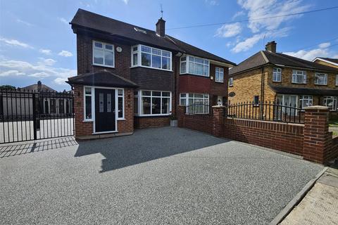 4 bedroom semi-detached house for sale, Meadow View Road, Hayes, Greater London, UB4