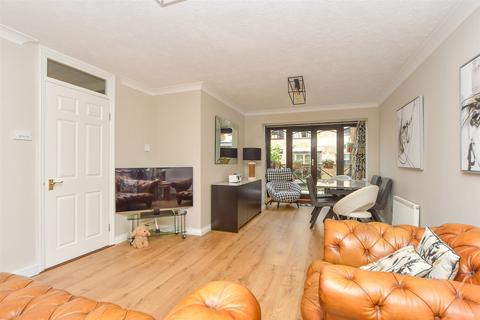 3 bedroom townhouse for sale, Esplanade, Rochester, Kent