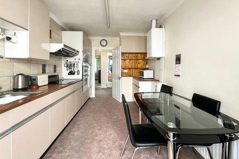 34 Marling Way, Gravesend, DA12 4DN