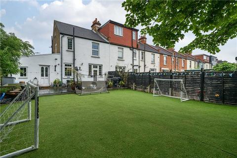 33 Torr Road, London, SE20 7PS