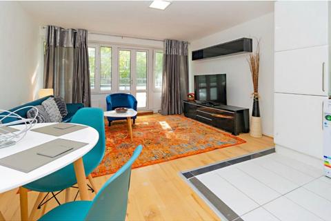 2 bedroom apartment to rent, Eltham High Street, London