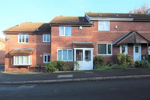 2 bedroom terraced house to rent, Perryfields Close, Redditch, B98 7YP
