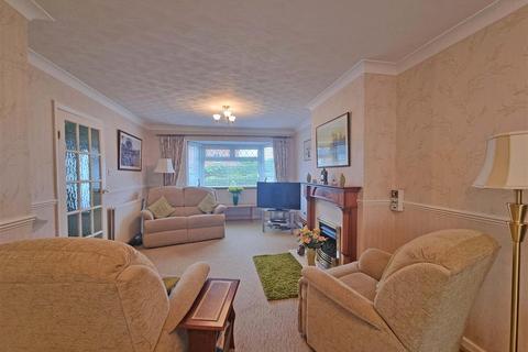65 Arundel Road, Birmingham, B14 5UD