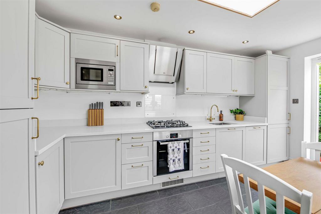 Davies davies - 82a florence rd  4 .JPG
