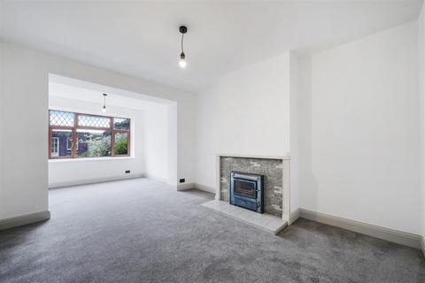 3 bedroom end of terrace house for sale, Eyhurst Close, London