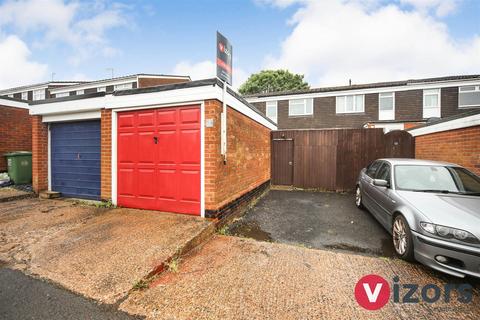 3 bedroom terraced house for sale, Quinton Close, Matchborough West, Redditch