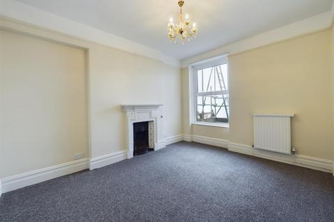 Eastmead Castle Hill, Ilfracombe, EX34 9HX