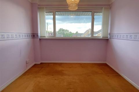3 bedroom apartment for sale, Stroud Avenue, Willenhall