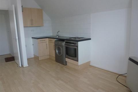 1 bedroom flat to rent, Station Rd West, Canterbury