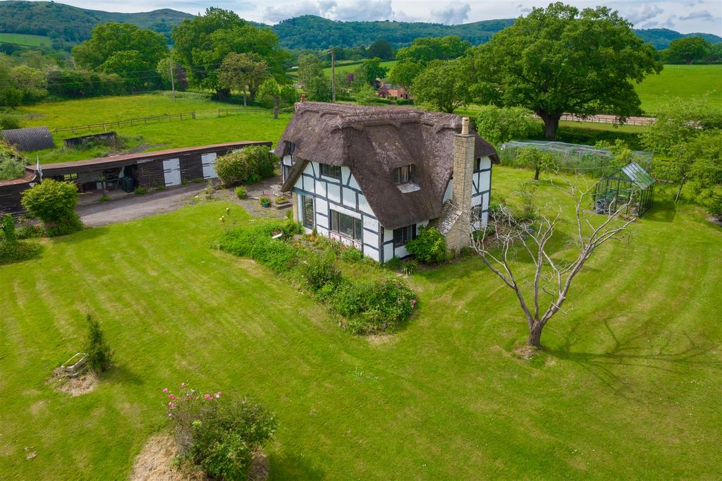 Hancocks Lane, Castlemorton, Malvern 5 bed detached house for sale £