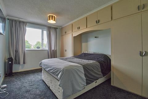 2 bedroom flat for sale, Clifton Court, Hinckley