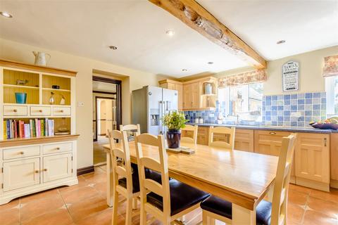 6 bedroom country house for sale, The Old Coach House, Hopton Wafers