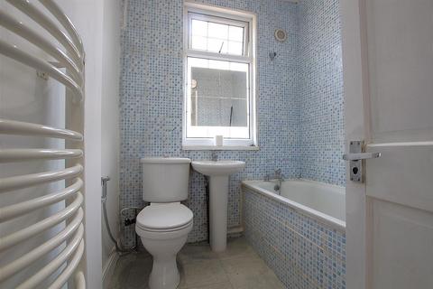 237 Beaconsfield Road, Southall, UB1 1DB