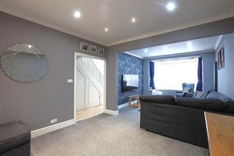 93 Park Avenue, Southall, UB1 3AJ