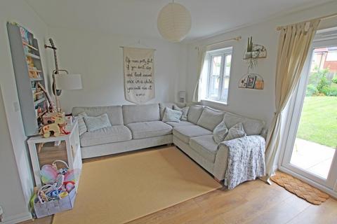 3 bedroom house for sale, Loch Lomond Way, Peterborough PE2