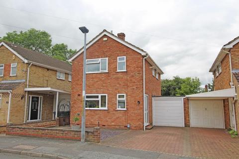 3 bedroom detached house for sale, Thornleigh Drive, Peterborough PE2