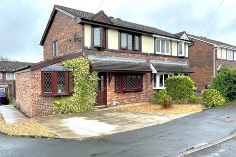4 bedroom semi-detached house for sale, Chantry Close, Westhoughton