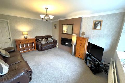 4 bedroom semi-detached house for sale, Chantry Close, Westhoughton