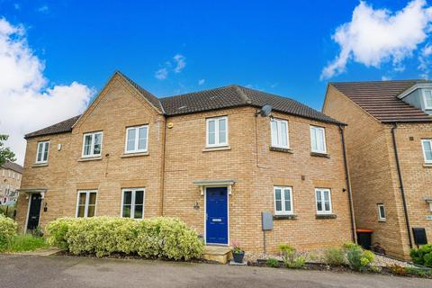 3 bedroom semi-detached house for sale, Turnham Drive, Leighton Buzzard