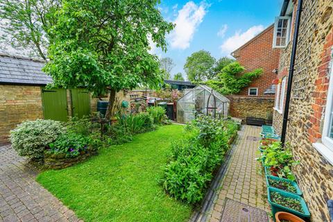 3 bedroom cottage for sale, High Street, Eggington, Leighton Buzzard