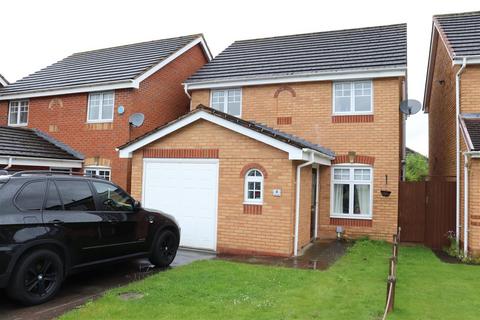 4 Lingmoor Grove, Aldridge, Walsall, WS9 8BY
