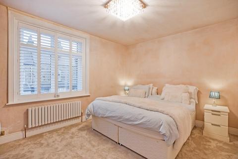 4 bedroom terraced house for sale, East Parade, Ilkley LS29